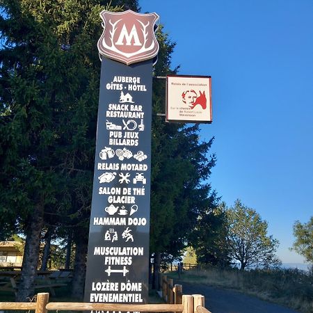 Montlo Relais Des Cerfs Hotel Cubieres Kültér fotó
